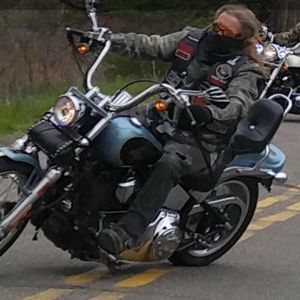 Meet your Posher, Sam